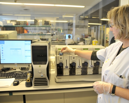 El servicio de Nefrología del Hospital Universitario de Gran Canaria Dr. Negrín atiende a más 300 pacientes con poliquistosis renal autosómica dominante